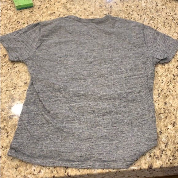 J. Crew gray pocket t-shirt - size: slim Medium - Picture 4 of 4